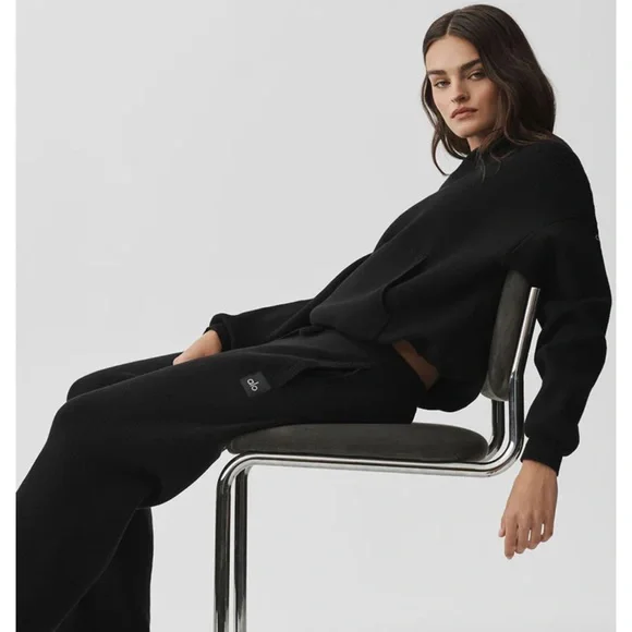 ALO Yoga Black Track Pants & Joggers Set